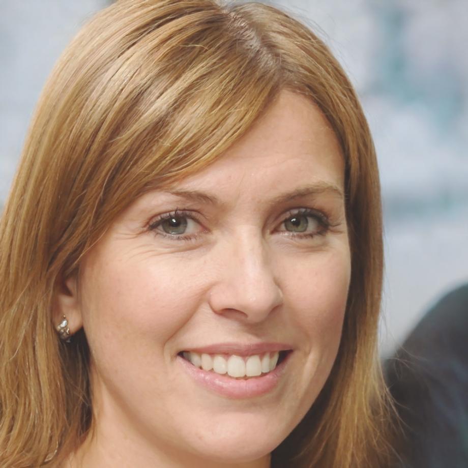 Laura Mendoza, experta en análisis financiero